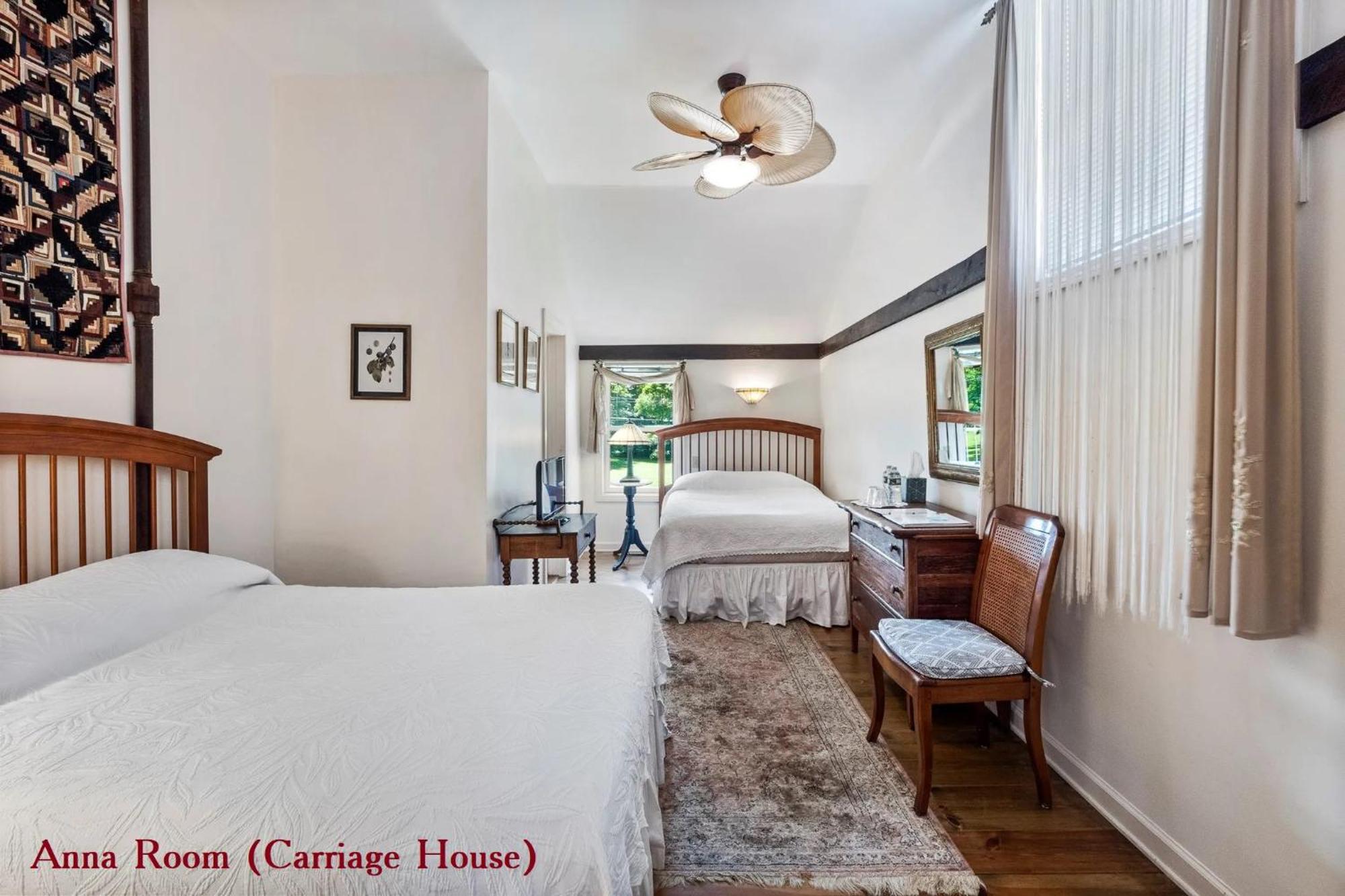 Wainwright Inn Great Barrington Extérieur photo