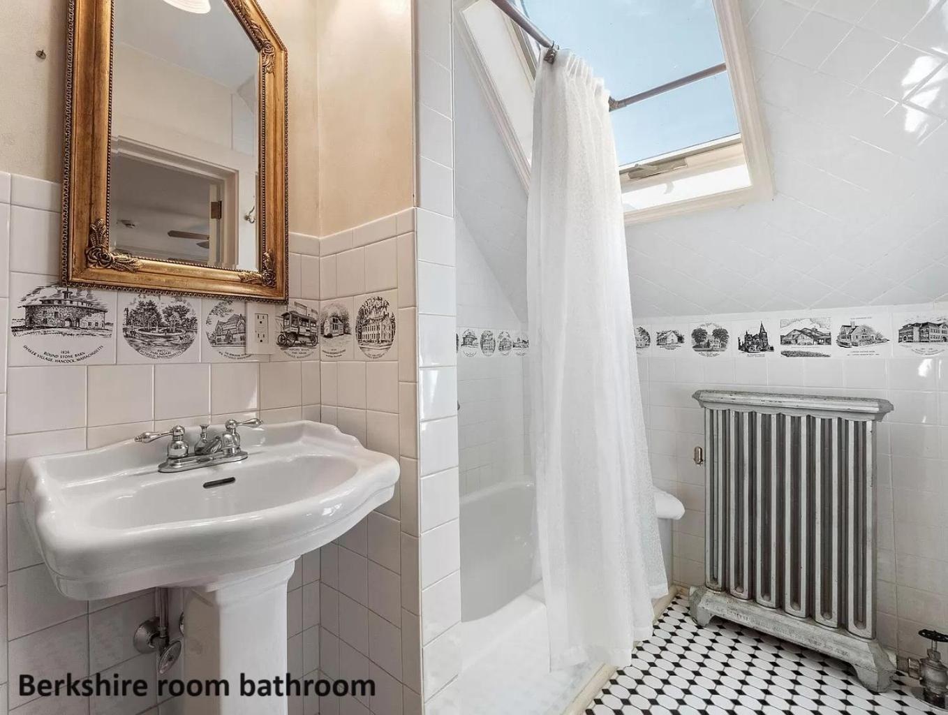 Wainwright Inn Great Barrington Extérieur photo